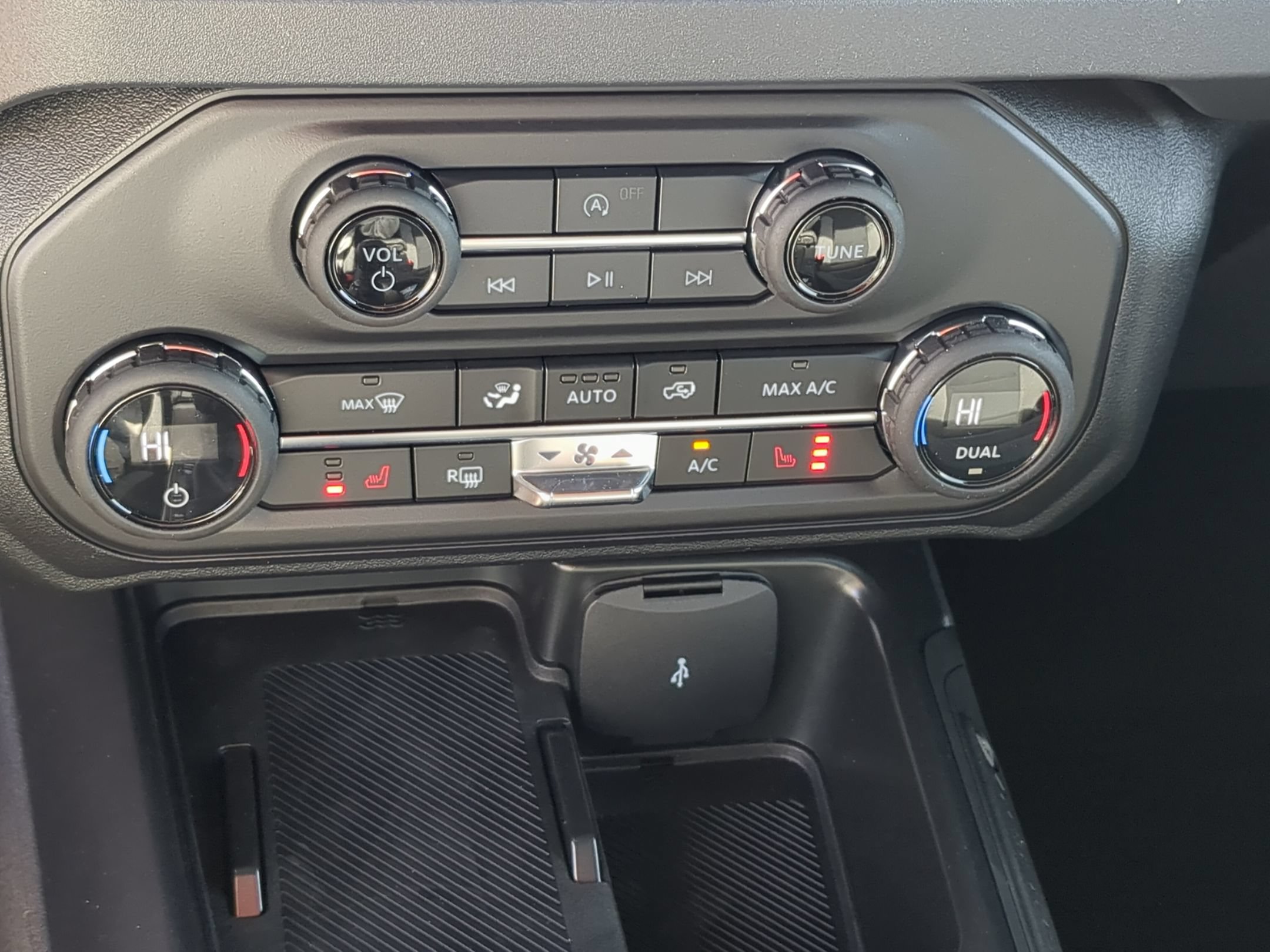 New 2026 Ford Bronco Big Bend AWD/4WD image 24