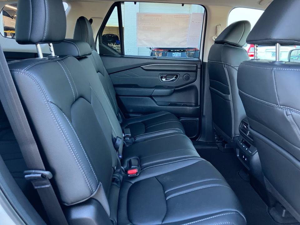 New 2026 Honda Pilot Touring image 29