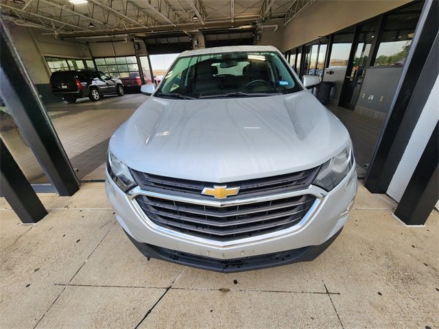 Used 2018 Chevrolet Equinox LT FWD image 2