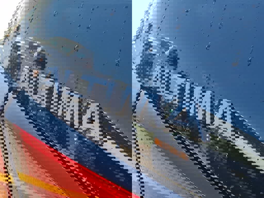 Used 2025 Nissan Altima 2.5 SV image 30