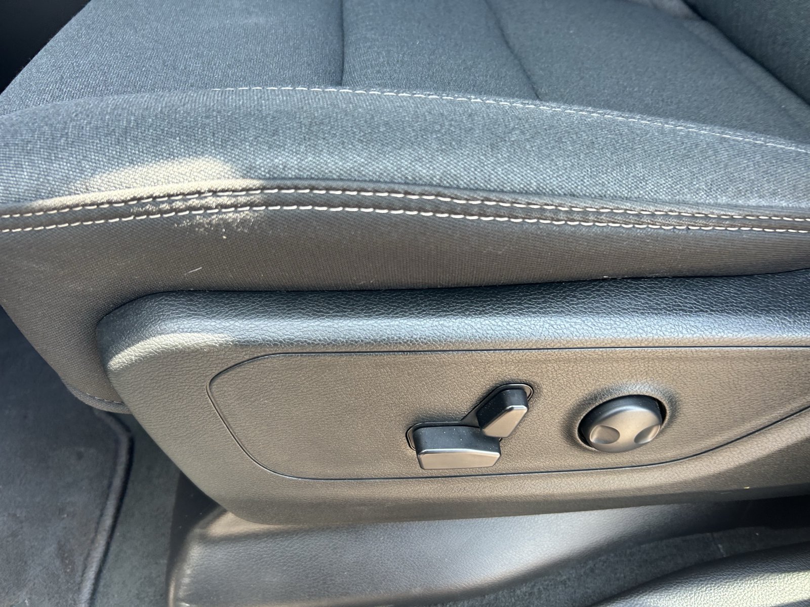 Used 2023 RAM 1500 Big Horn AWD/4WD image 29