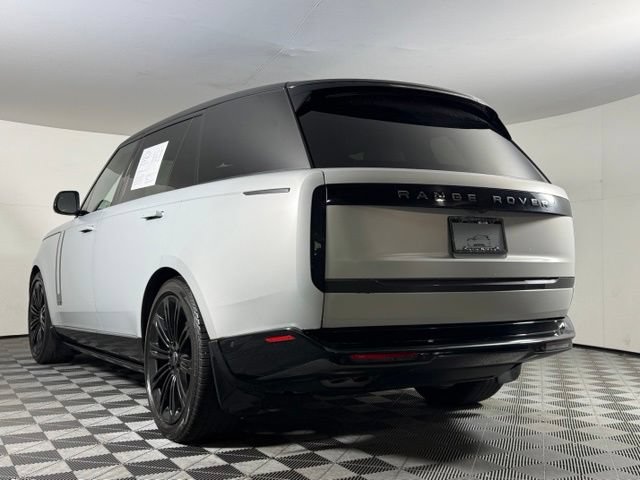 Used 2023 Land Rover Range Rover Long Wheelbase Autobiography AWD/4WD image 4