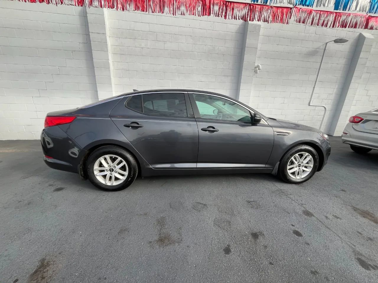 Used 2011 Kia Optima LX w/ Technology Pkg image 6