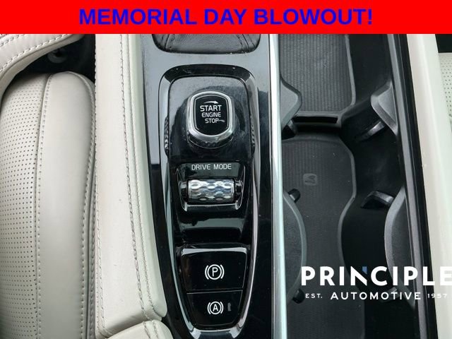 Used 2019 Volvo V90 T5 Inscription w/ Protection Package Premier FWD image 18
