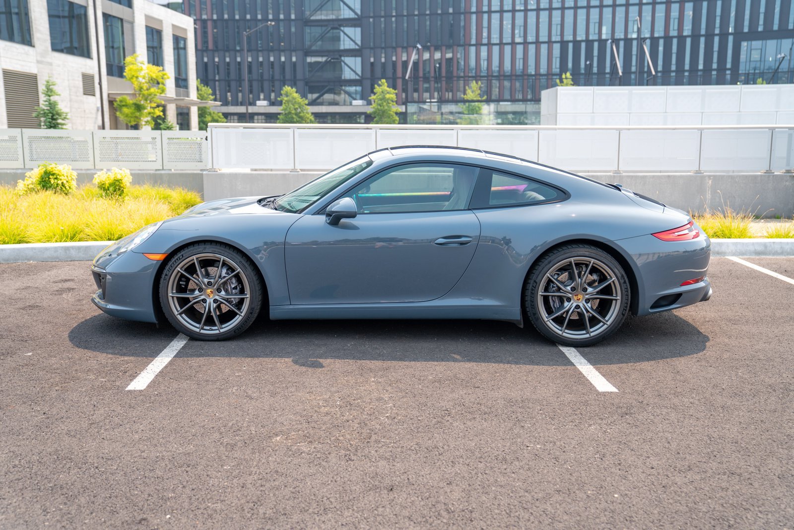 Certified 2017 Porsche 911 Carrera RWD image 2