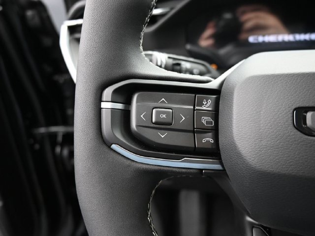 New 2026 Jeep Cherokee Laredo AWD/4WD image 19