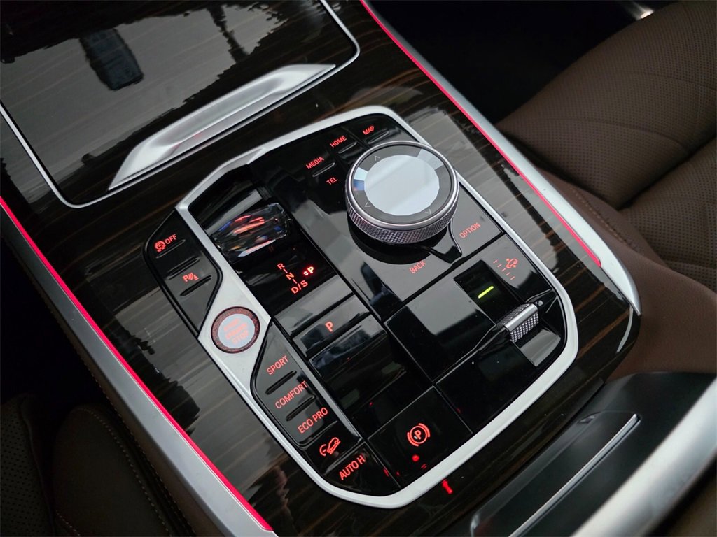New 2026 BMW X7 xDrive40i w/ M Sport Package image 13