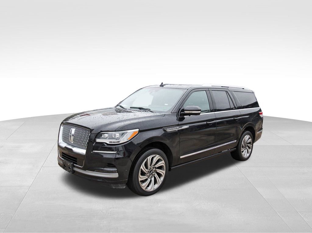 Used 2023 Lincoln Navigator L Reserve video 2