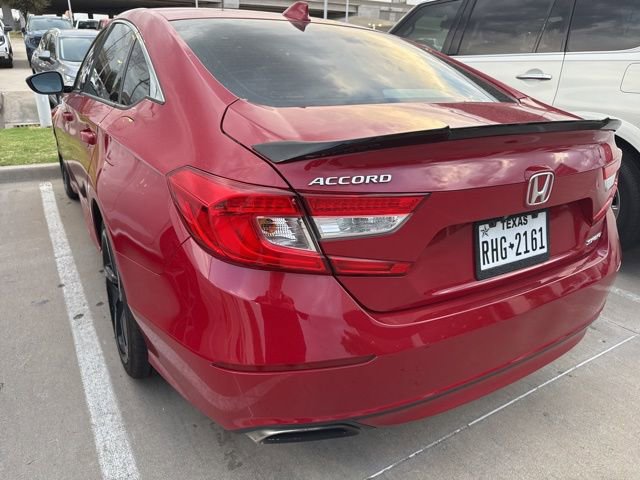 Used 2018 Honda Accord Sport image 4