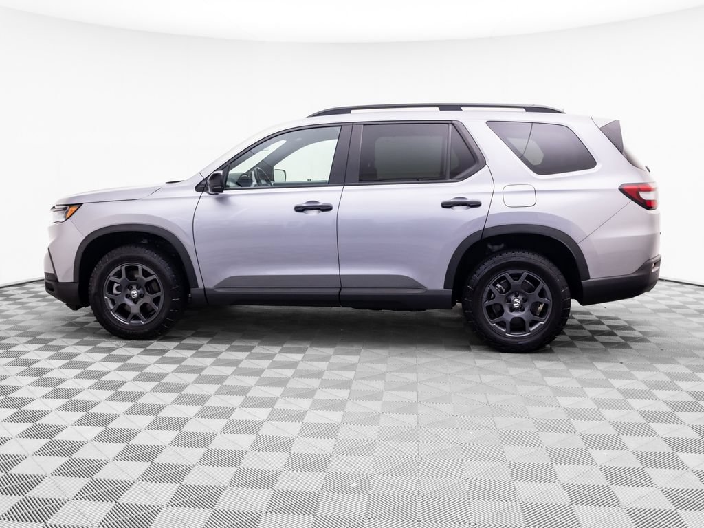Certified 2025 Honda Pilot TrailSport video 2