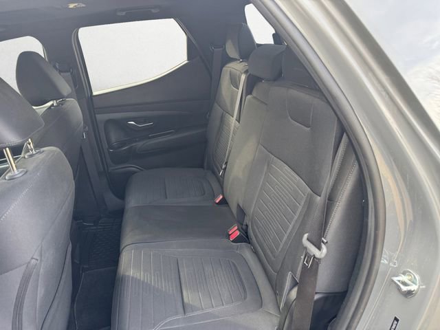 Used 2022 Hyundai Santa Cruz SEL Premium image 13