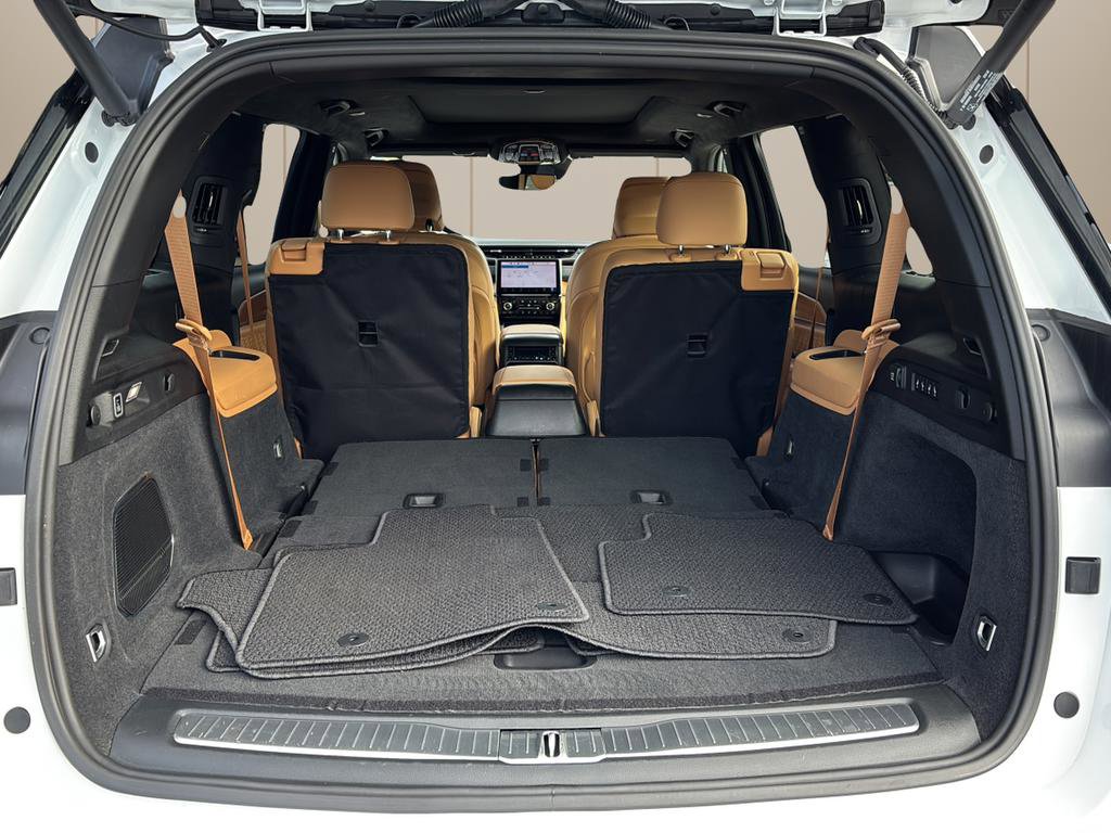 Used 2024 Jeep Grand Cherokee L Summit image 14