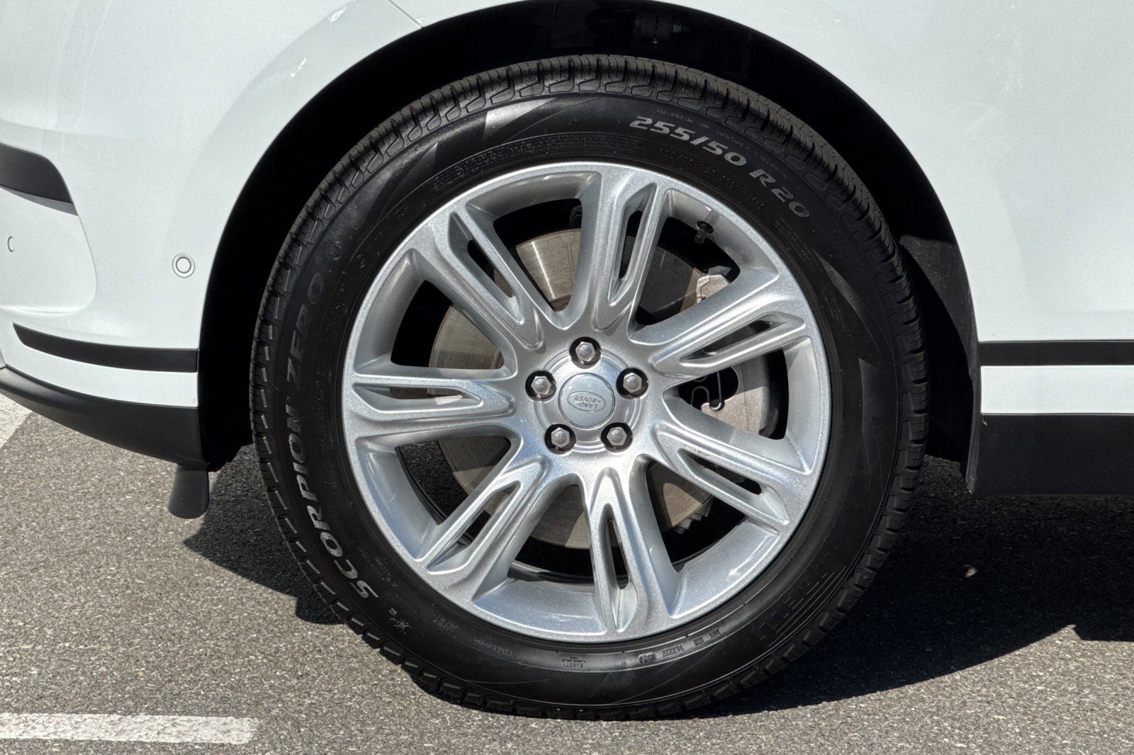 Used 2026 Land Rover Range Rover Velar S image 33