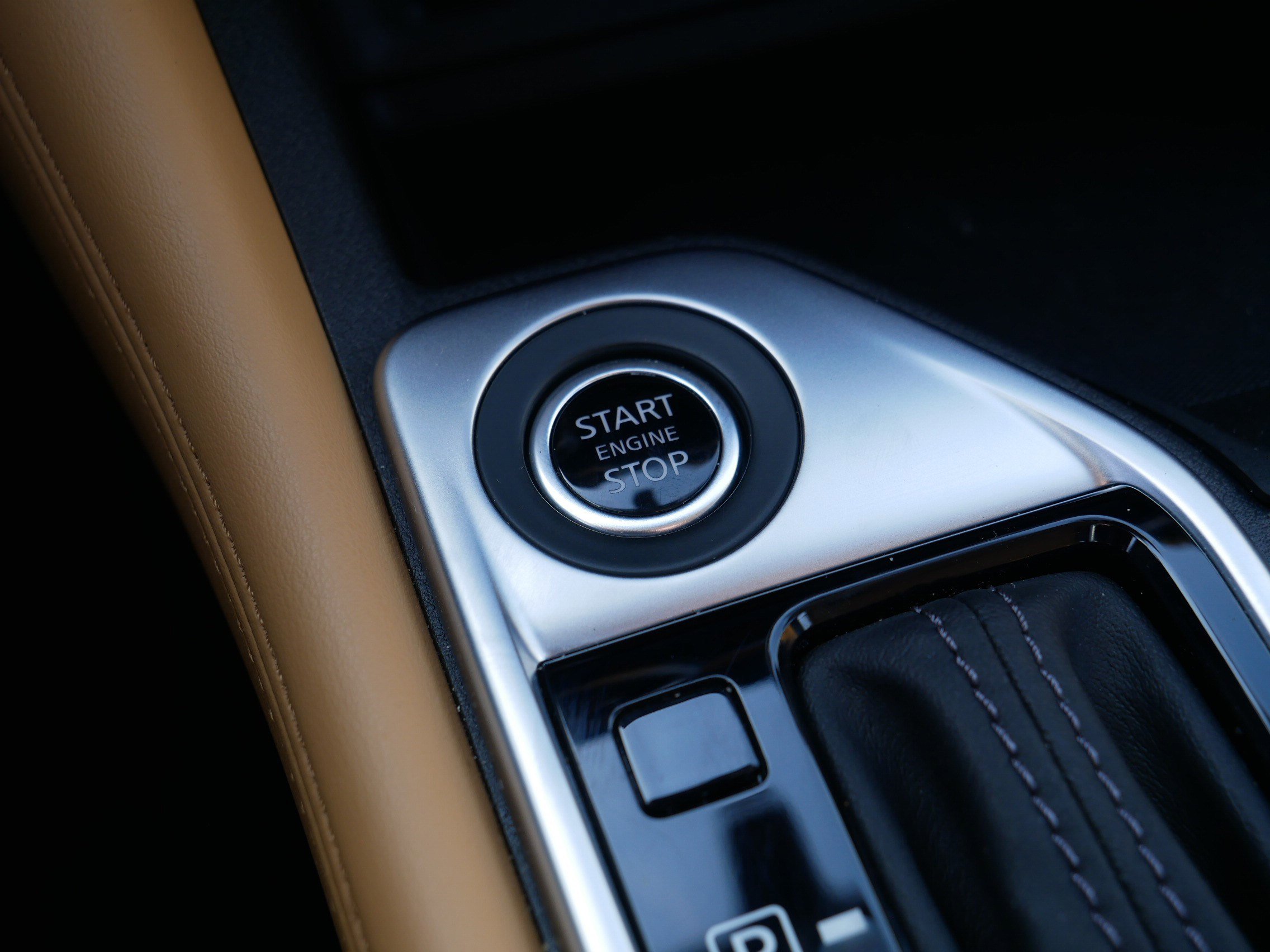 Certified 2025 Nissan Sentra SV w/ SV Premium Package FWD image 31