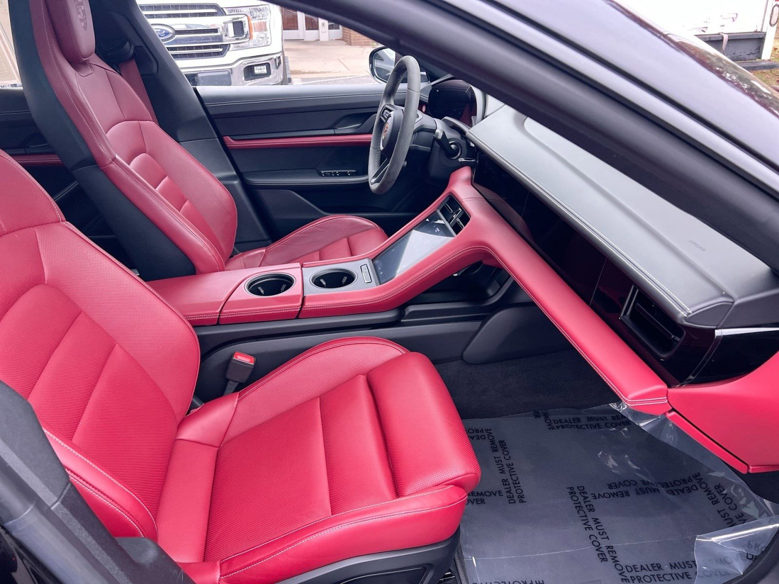 Used 2022 Porsche Taycan 4S image 27