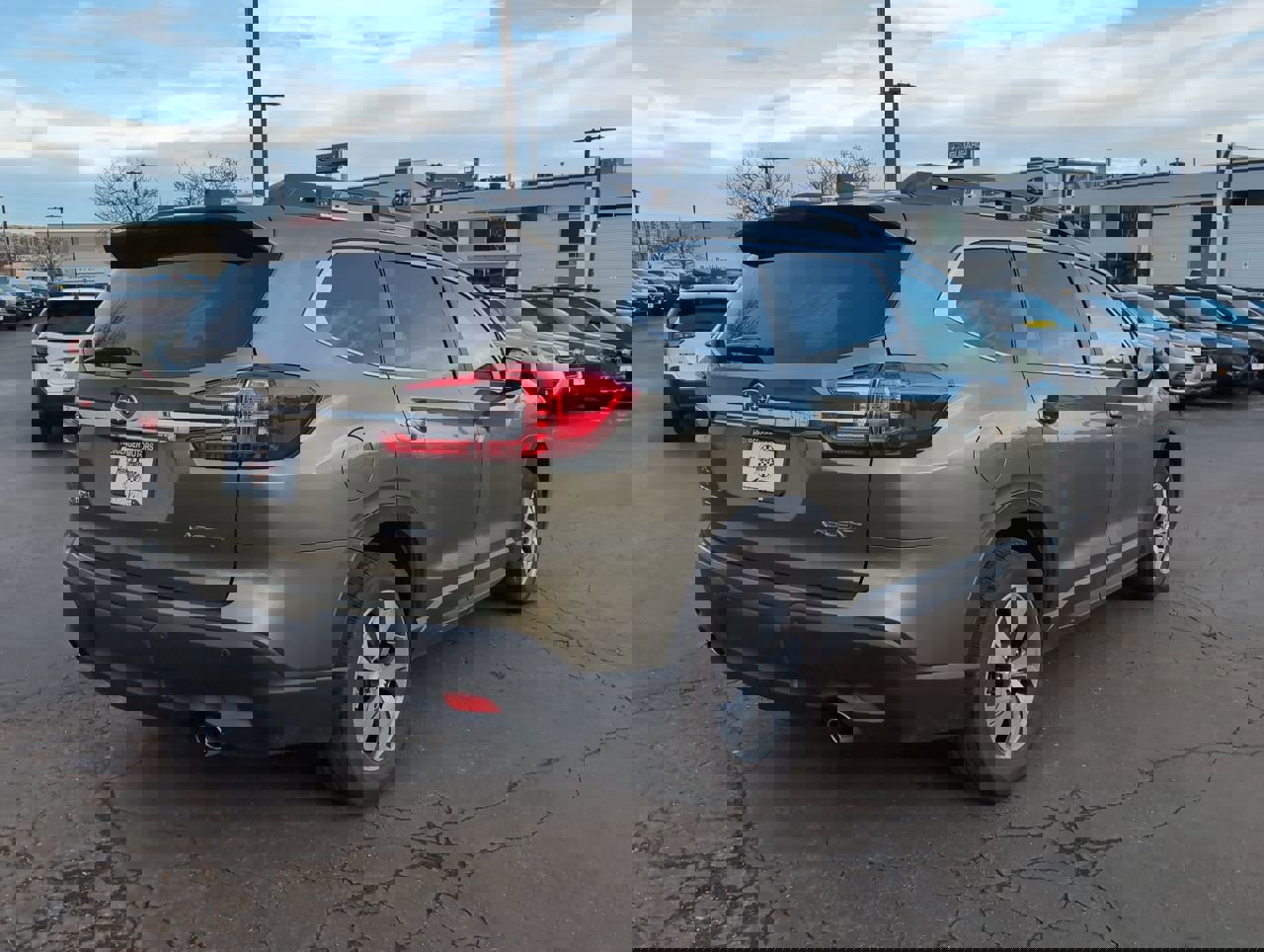 Used 2024 Subaru Ascent Premium w/ Convenience Package image 7