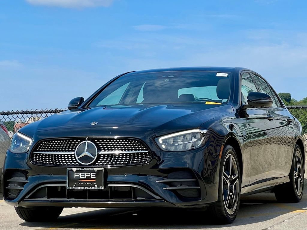 Certified 2022 Mercedes-Benz E 450 4MATIC Sedan image 4