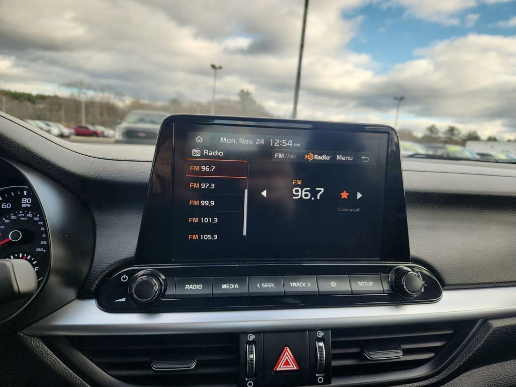 Certified 2023 Kia Forte LXS w/ LXS Technology Package image 19