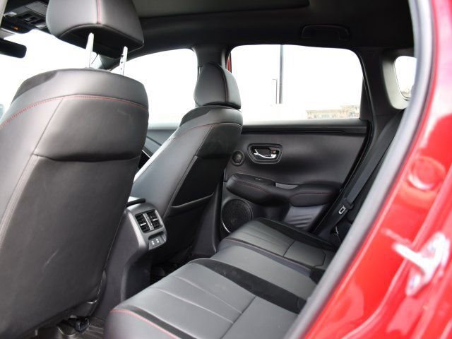 Certified 2025 Acura ADX A-Spec image 17