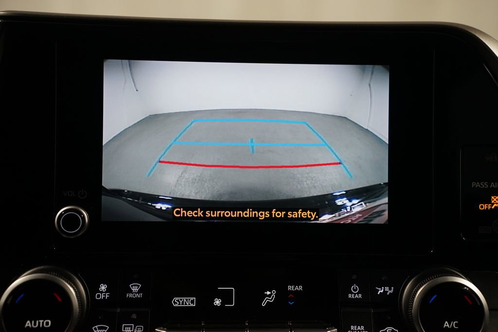 Certified 2024 Toyota Highlander LE image 19