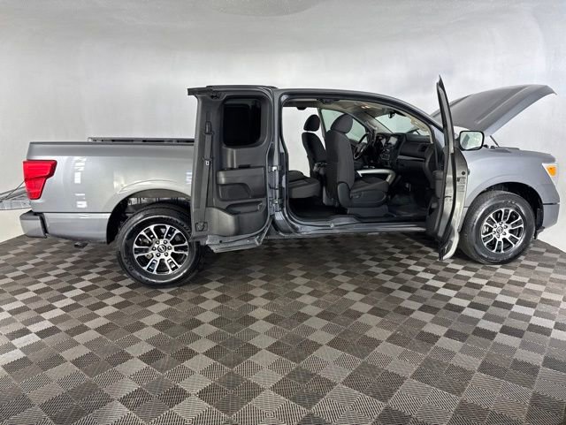 Certified 2024 Nissan Titan SV AWD/4WD image 26