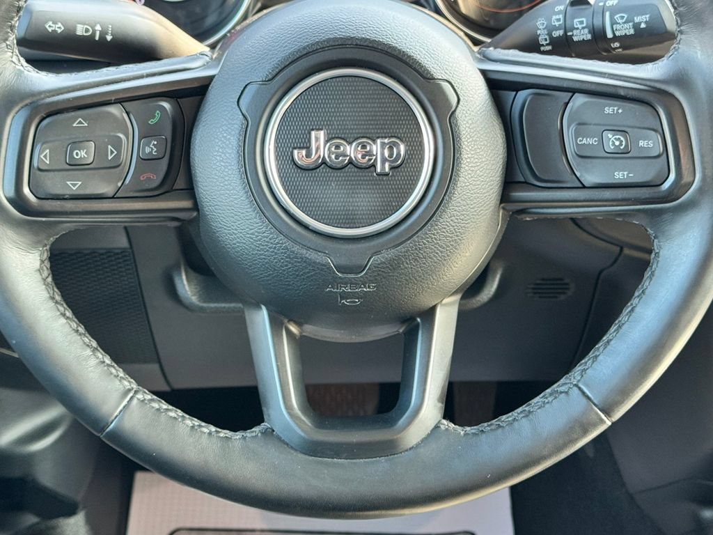 Used 2023 Jeep Wrangler Unlimited Sport AWD/4WD image 19