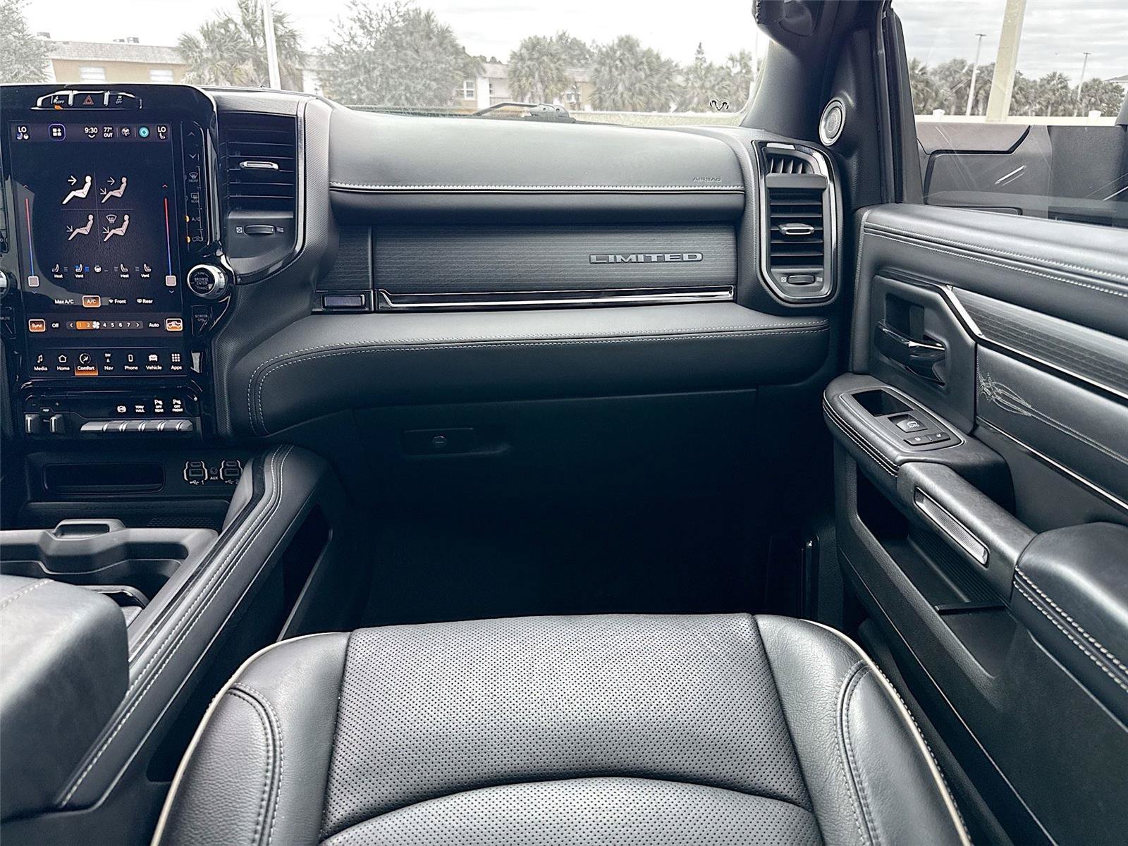 Used 2023 RAM 2500 Limited AWD/4WD image 25