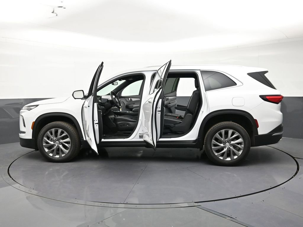 Used 2026 Buick Enclave Preferred image 37