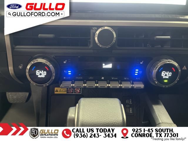 Used 2024 Toyota Tacoma Limited w/ Limited Package (LT) AWD/4WD image 29