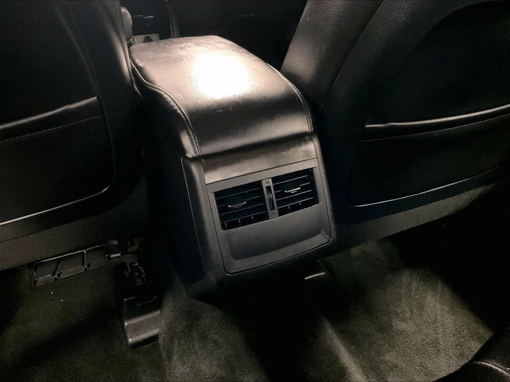 Used 2018 Toyota Avalon XLE FWD image 27