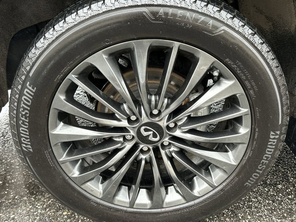 Certified 2024 INFINITI QX80 Sensory image 12