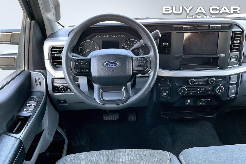Used 2024 Ford F250 XLT image 5