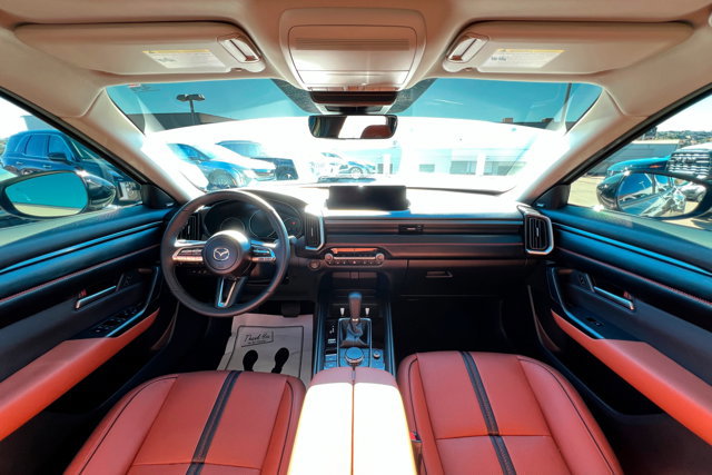 Used 2025 MAZDA CX-50 AWD 2.5 Turbo w/ Premium Pkg image 9