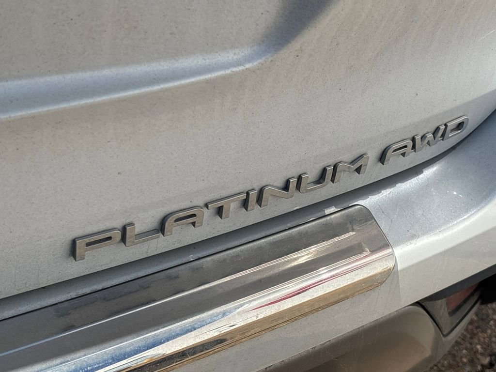 Used 2025 Toyota Highlander Platinum image 35