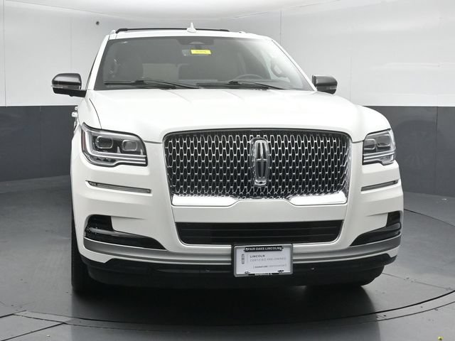 Certified 2023 Lincoln Navigator Reserve AWD/4WD image 2