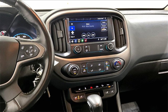 Used 2022 Chevrolet Colorado Z71 w/ Z71 Midnight Edition image 10
