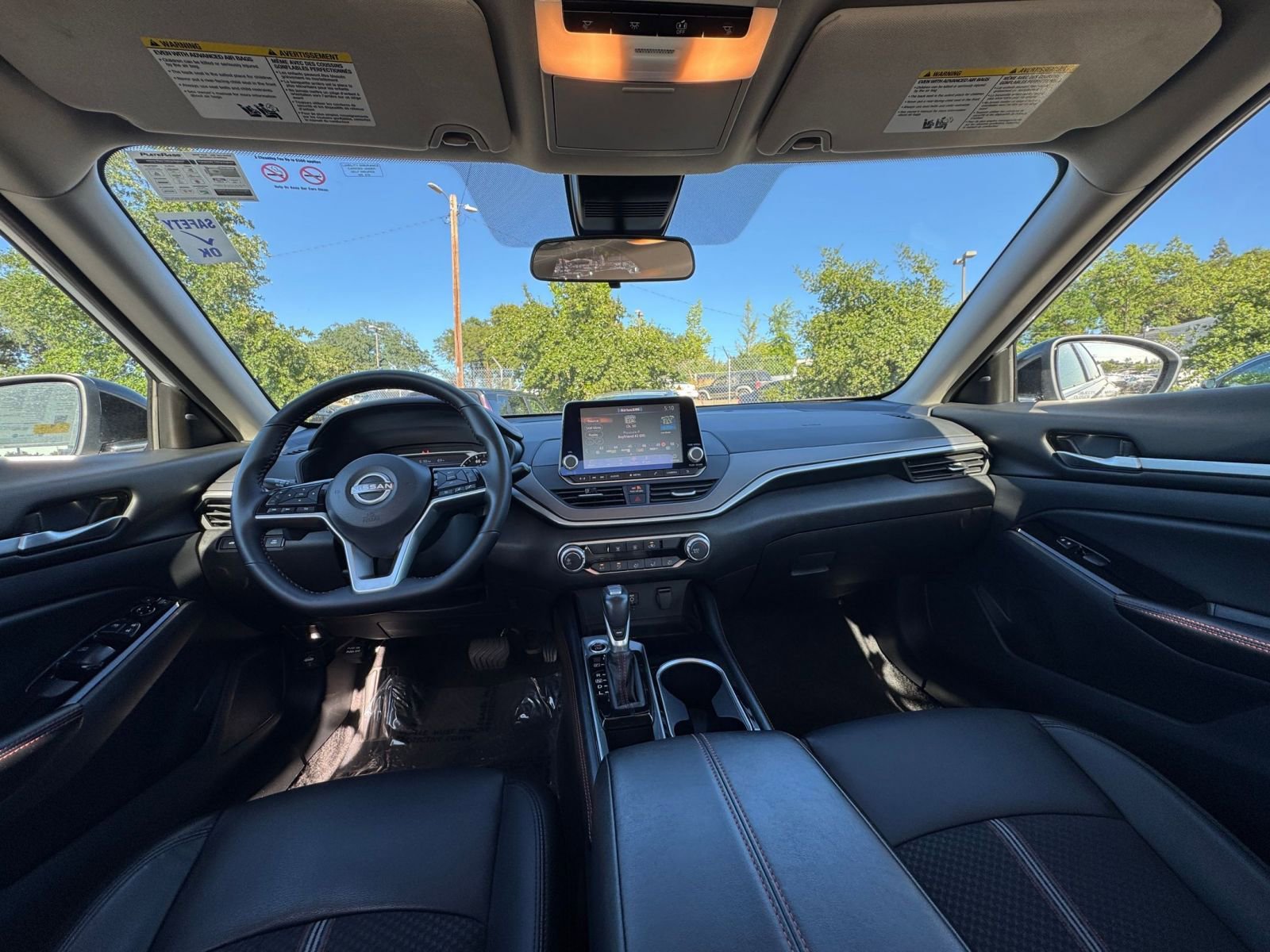 Used 2025 Nissan Altima 2.5 SR image 33
