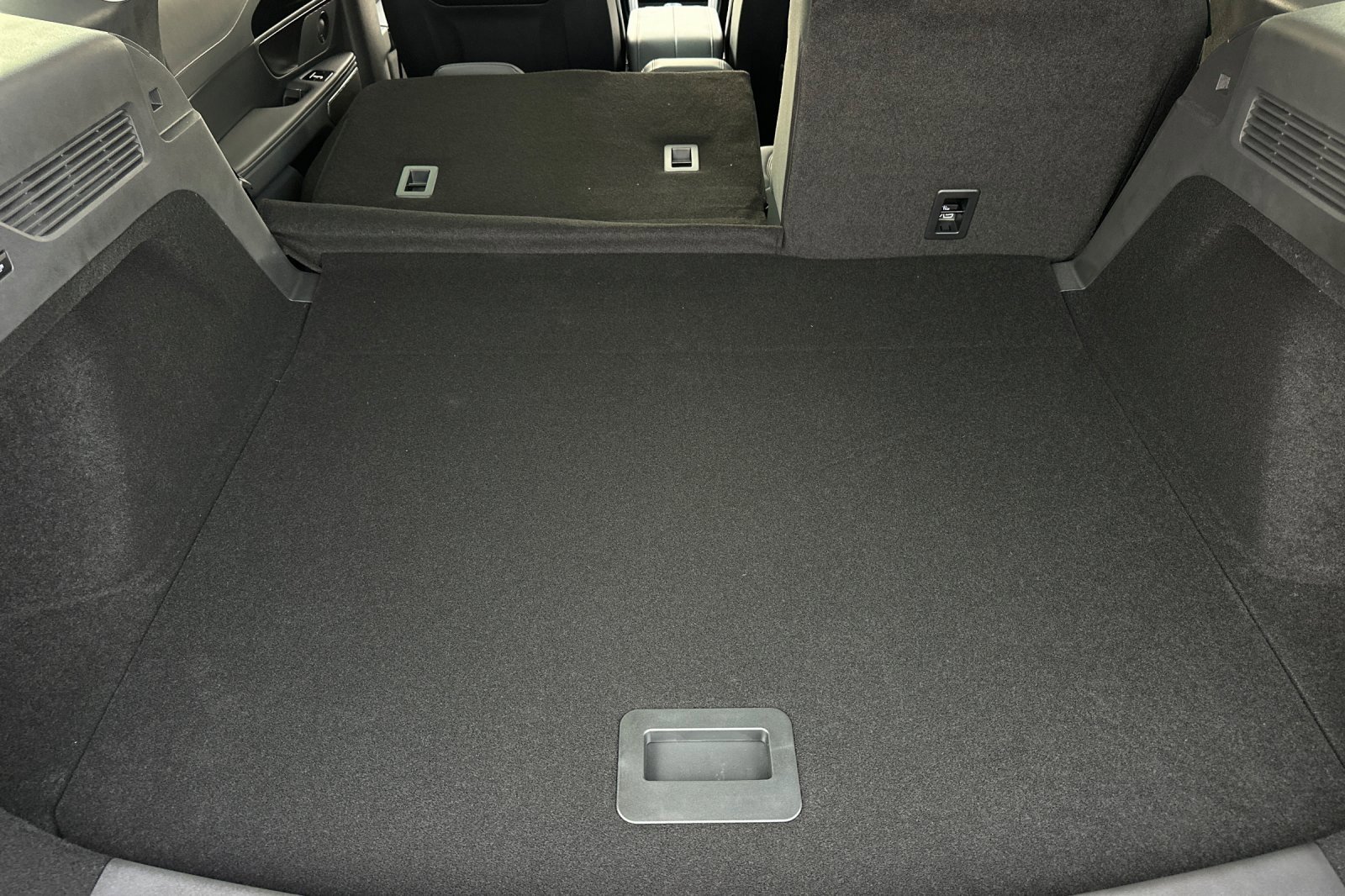 New 2026 Lincoln Nautilus Premier w/ Equipment Group 102A image 14