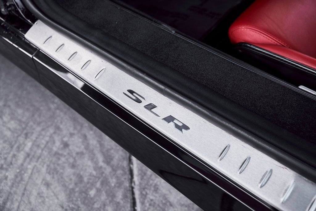 Used 2006 Mercedes-Benz SLR image 40