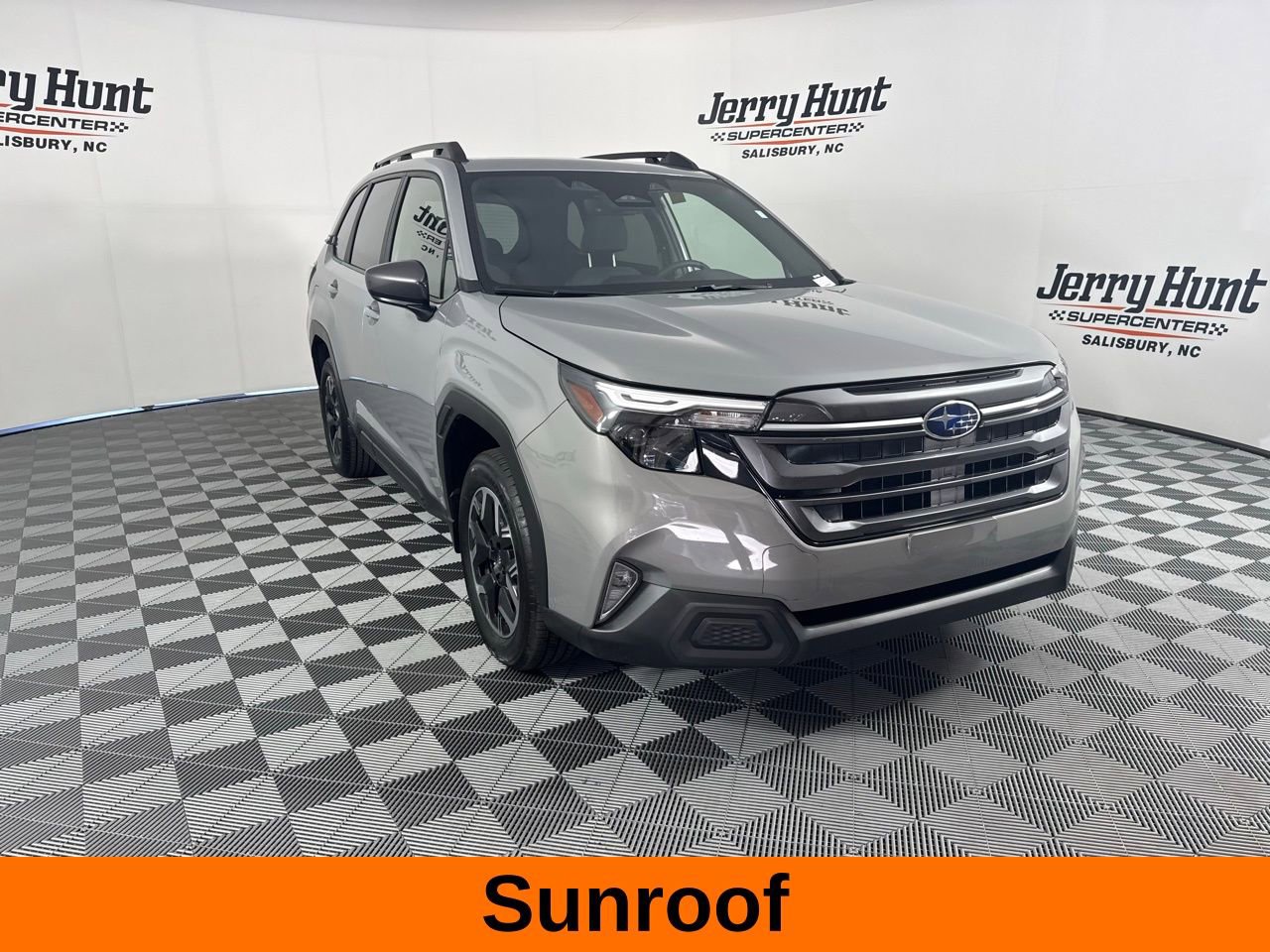 Used 2025 Subaru Forester Premium w/ Convenience Package #1 image 5