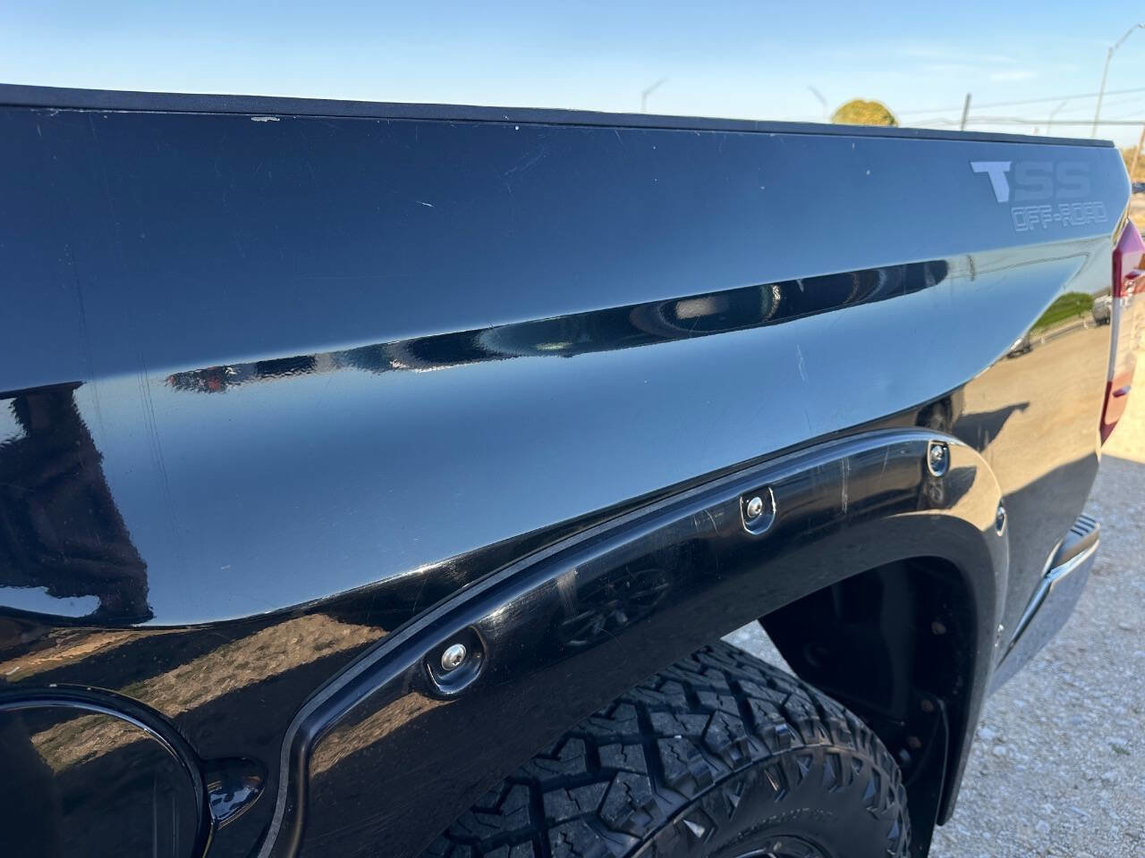 Used 2017 Toyota Tundra SR5 w/ SR5 Upgrade Package image 37