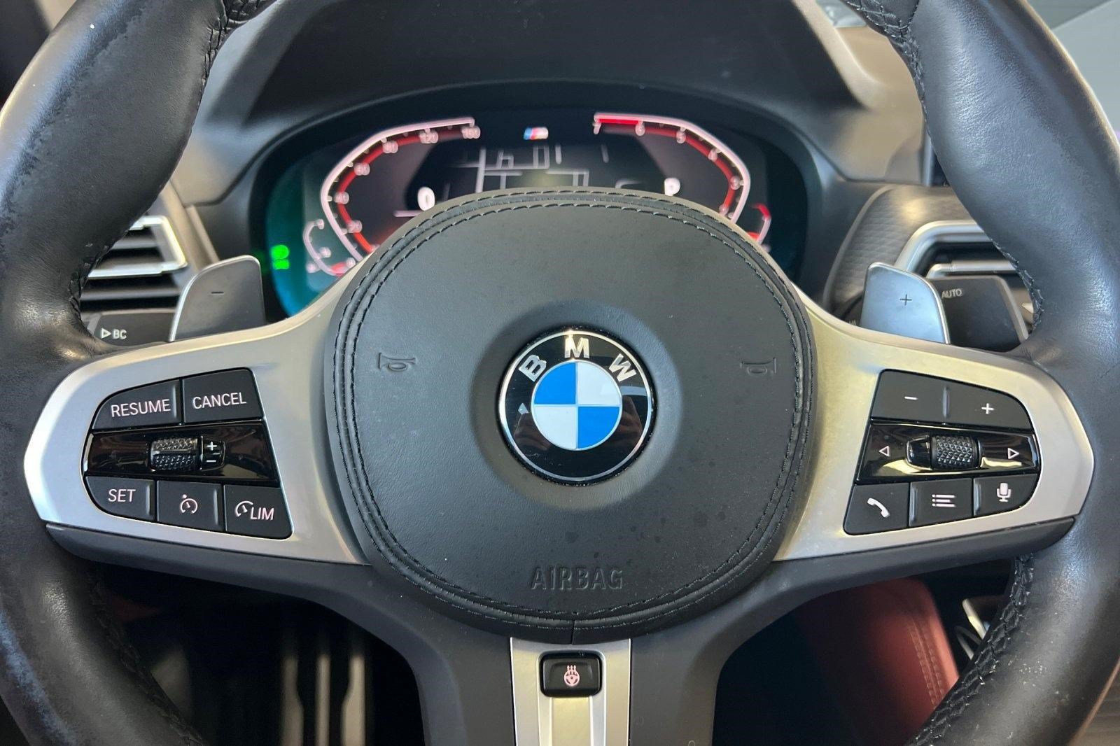Used 2023 BMW X4 xDrive30i w/ M Sport Package AWD/4WD image 11