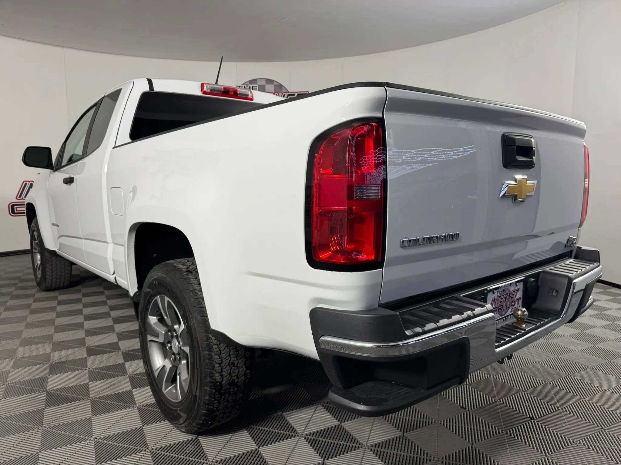 Used 2017 Chevrolet Colorado W/T RWD image 21