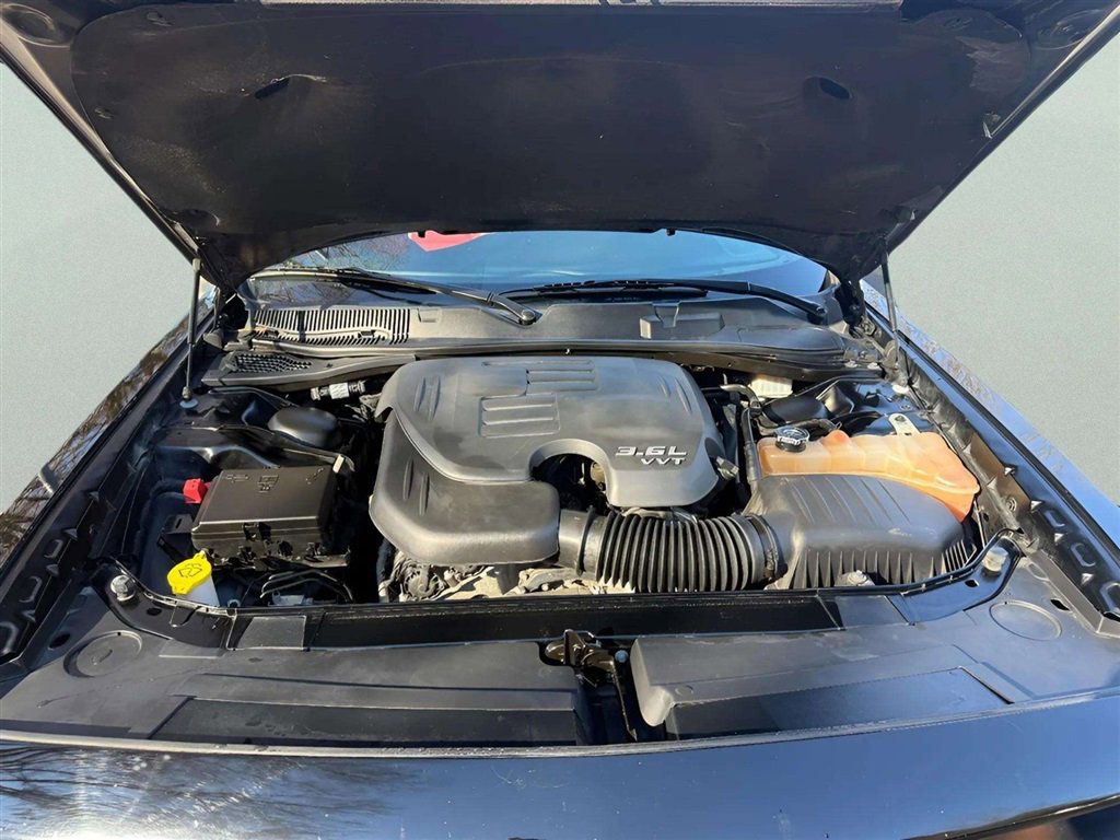 Used 2018 Dodge Challenger GT w/ Driver Convenience Group AWD/4WD image 19
