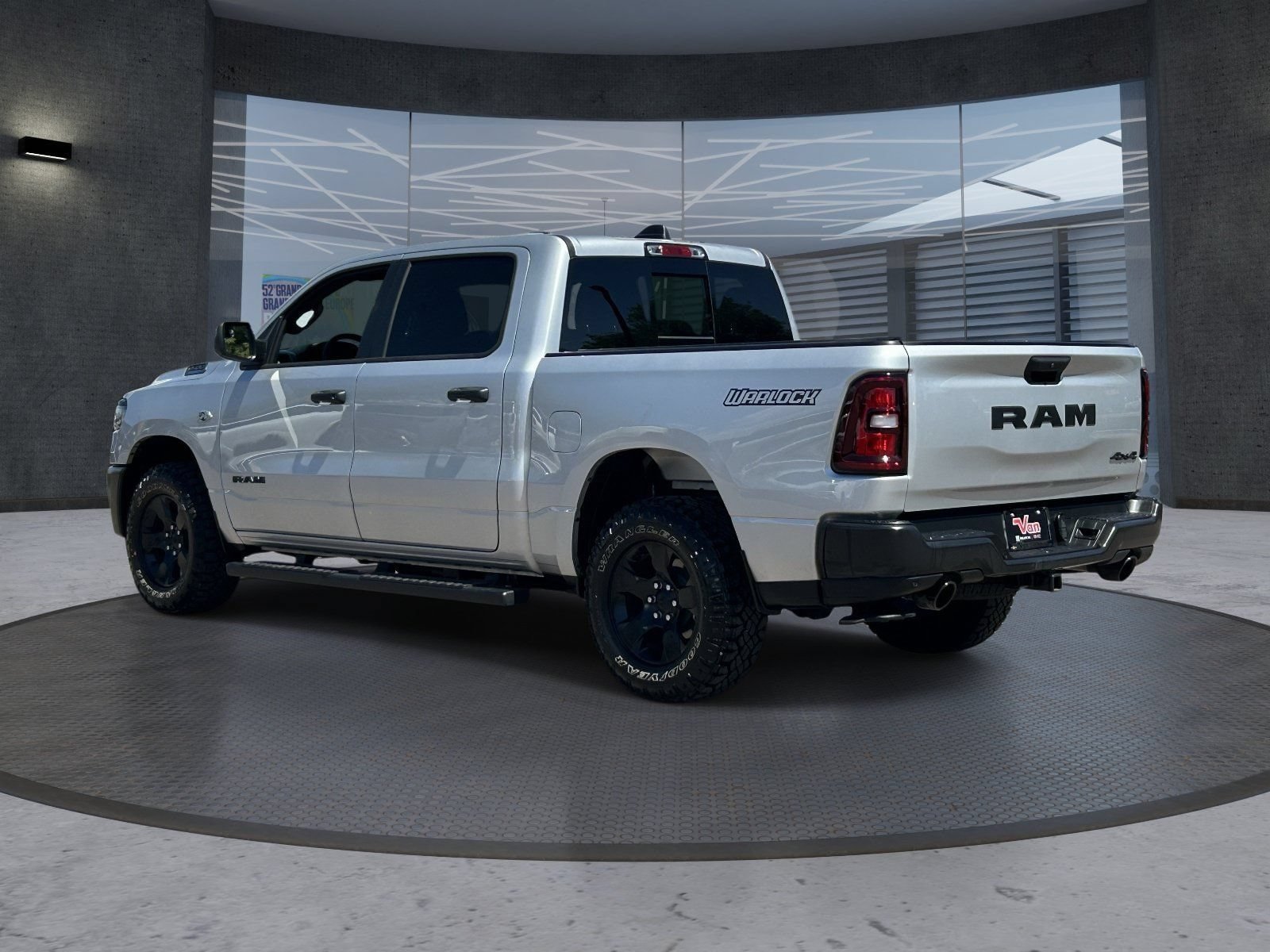 Used 2026 RAM 1500 Warlock AWD/4WD image 4
