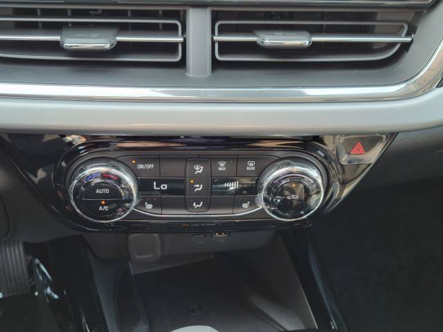 New 2026 Chevrolet Trax LT w/ Sunroof Package FWD image 21