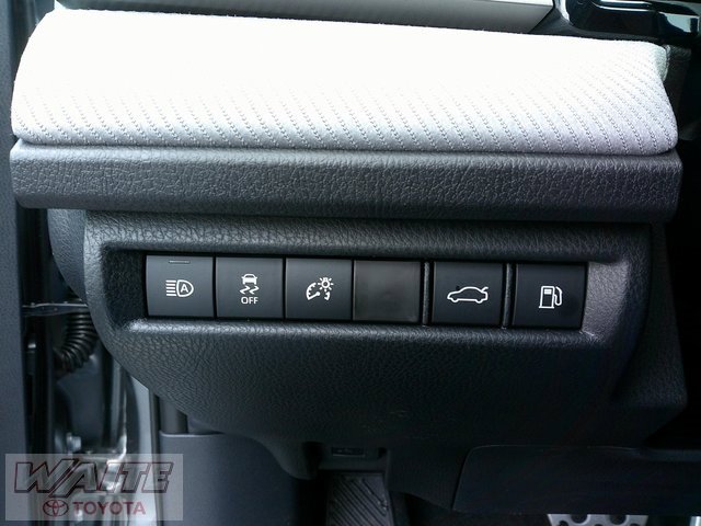 New 2026 Toyota Camry SE image 16