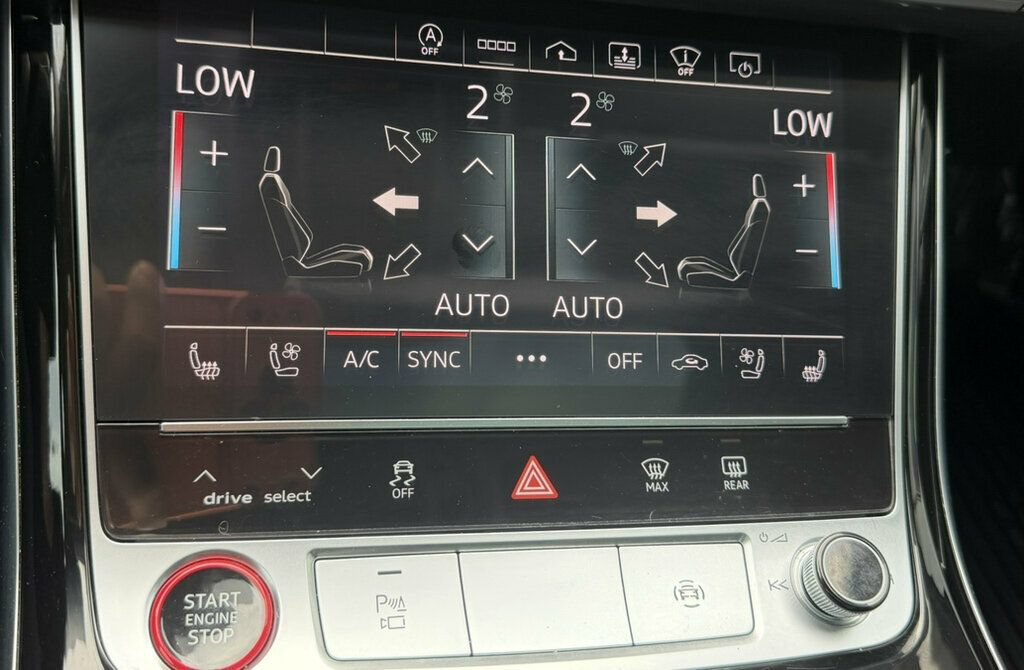 Used 2022 Audi S8 w/ S8 Comfort Plus Package AWD/4WD image 23