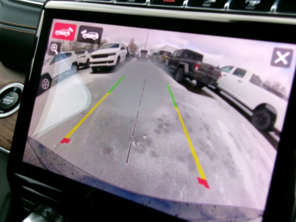 Certified 2022 Jeep Grand Cherokee Summit image 30