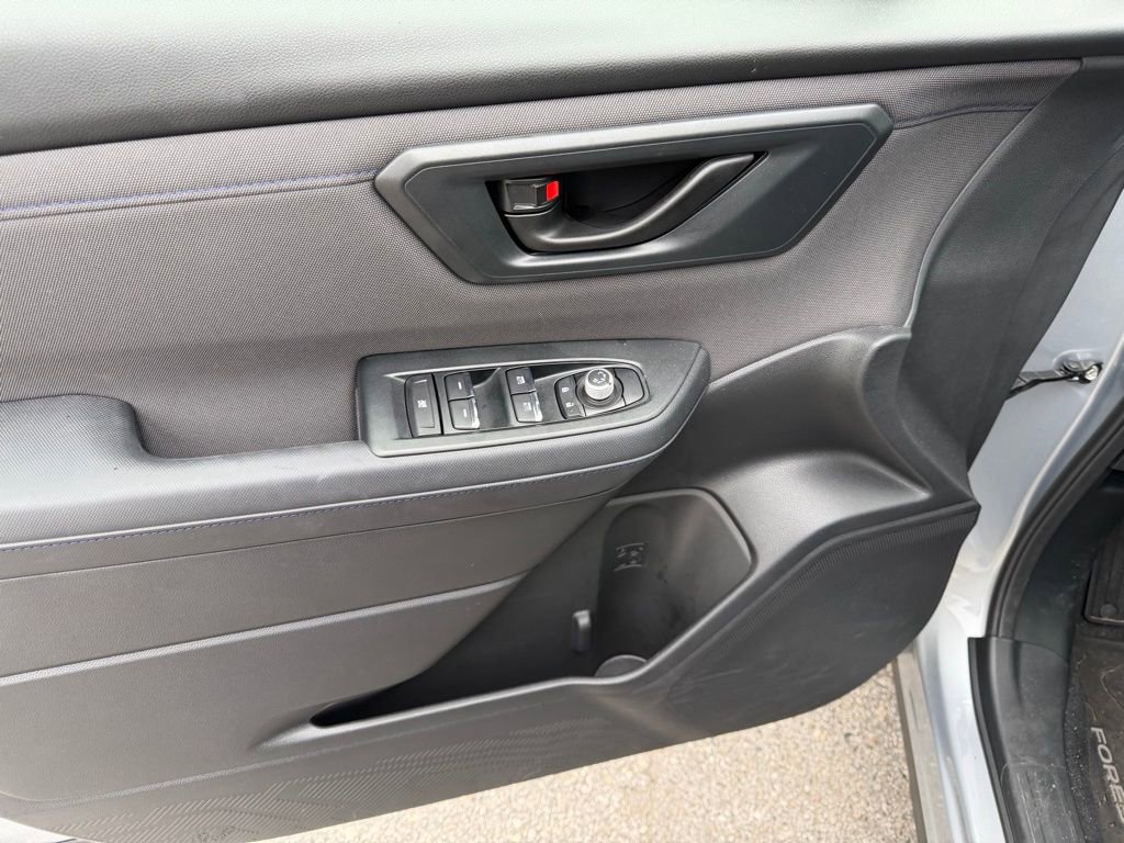 Used 2025 Subaru Forester Premium w/ Protection Package image 24